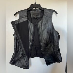 BCBG vest, large size